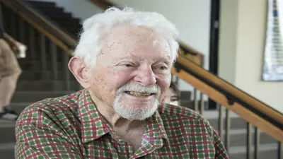 “上帝粒子”之父利昂·莱德曼逝世 享年96岁