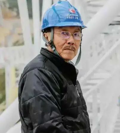南仁东