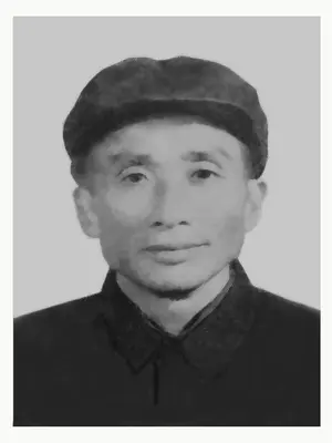 璩靖国