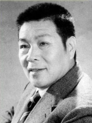 张冲霄