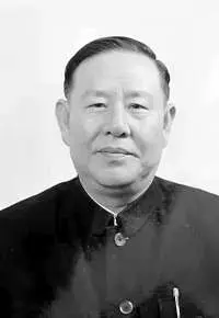 贾成文