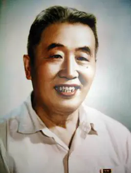 钱宁 