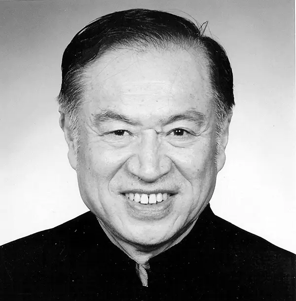 梁雄健
