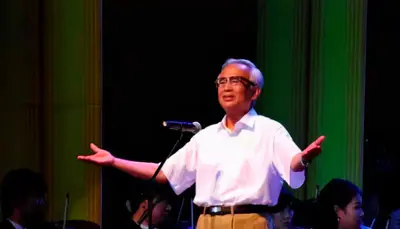 泰斗级播音员关山因病逝世，享年86岁，从艺60多年作品超百部
