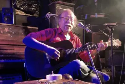 日本知名歌手南正人登台15分钟后猝死,享年76岁