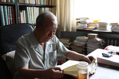历史学家蔡美彪逝世