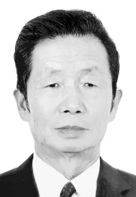 云南省政协原副主席、省工商业联合会原会长苏正国逝世