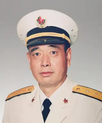 海军原副司令员陈明山同志在北京逝世,享年90岁