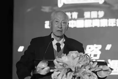 原中央教育科学研究所副所长、教育专家滕纯逝世，享年91岁
