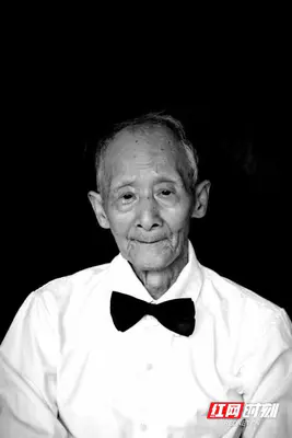 绥宁县最后一位抗战老兵沈德麟去世，享年101岁