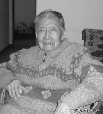 浙江杭州抗战老兵周其鉴逝世,享年102岁