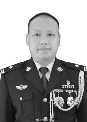 痛心!这位一二三等功都拿过的警察,缉毒时中弹牺牲