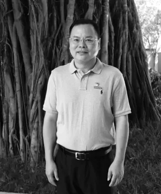 福州第三中学校长陈炜逝世,享年54岁