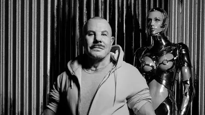 法国时装设计师 Manfred Thierry Mugler 去世,享年 73 岁