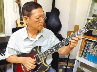 前丘丘合唱团团长兼吉他手邱晨病逝 享年72岁