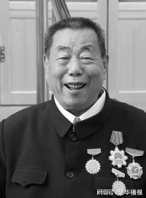 全国劳动模范张国忠逝世