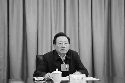 甘肃省原副省长冯健身逝世,曾任甘肃省委常委、政协主席...
