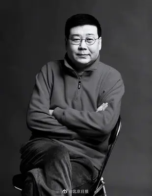 北京人艺院长任鸣去世,享年62岁