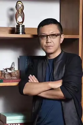 李力因病去世,享年51岁,曾出品《北平无战事》《归来》等