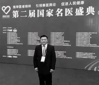 肝胆外科专家彭宝岗因病逝世,生前为人善良、待人宽厚