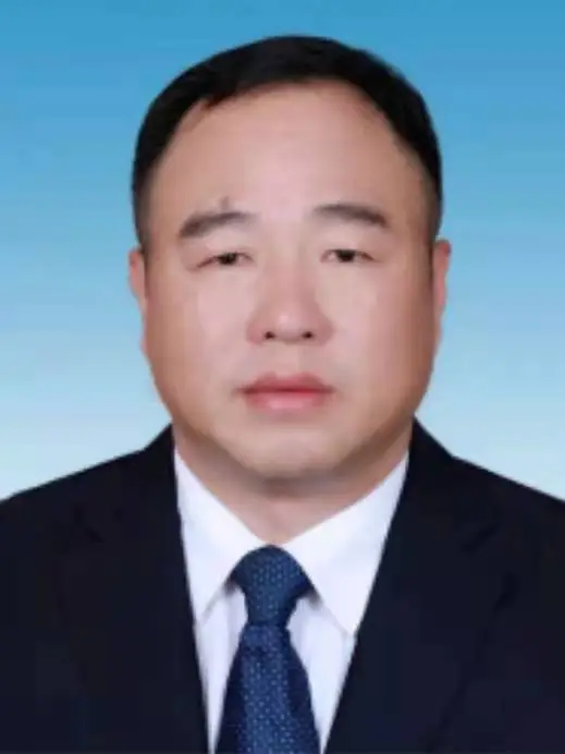 匡伯彪
