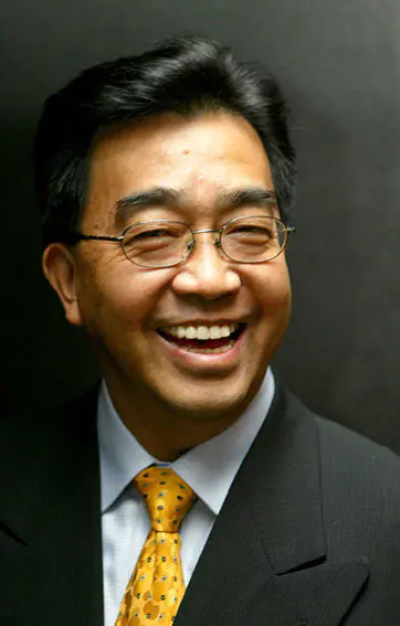 陈逸飞