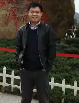 贾洪伟