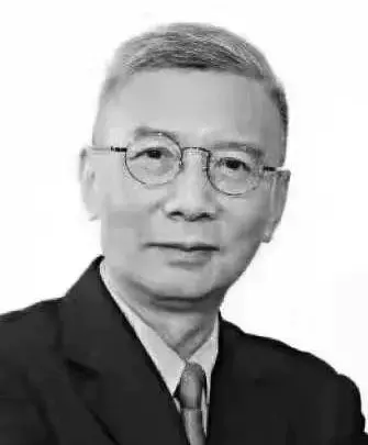 梅建 