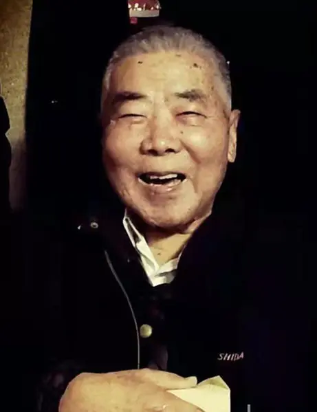 郭新