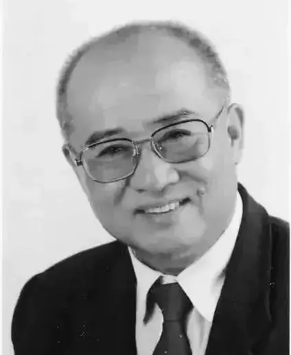 钱超尘